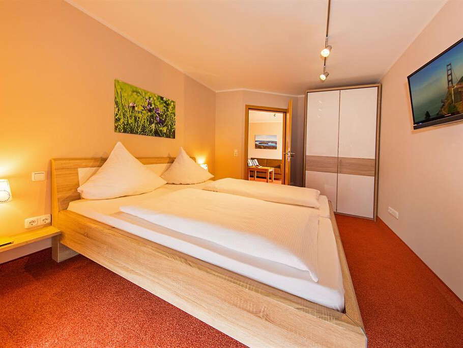 Schlafzimmer im 3-Raum Apartment im Hotel Haus Seeblick Nideggen